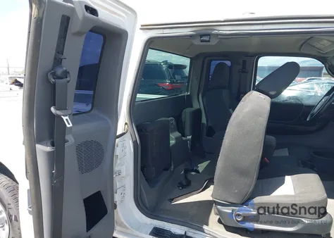 2011 Ford Ranger Xlt from USA, damaged, VIN 1FTLR4EE9BPA71948